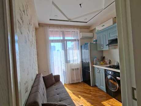 1 otaqlı yeni tikili - Ağ şəhər q. - 47 m²