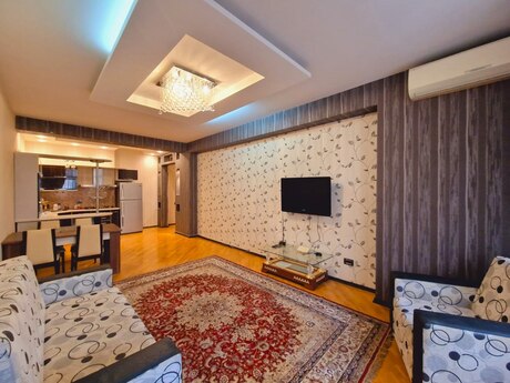 Объявление №6022624 - Баку, м. 28 мая, 2-комн., 80 м², 14/18 этаж