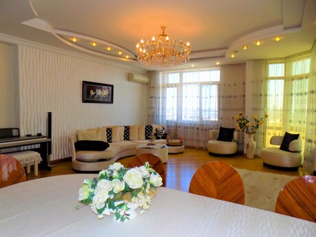 4 otaqlı yeni tikili - Gənclik m. - 215 m²