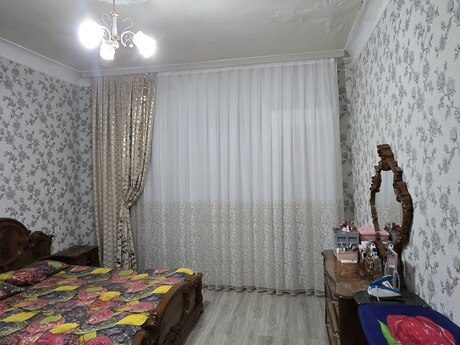 2 otaqlı köhnə tikili - Ağ şəhər q. - 41 m²