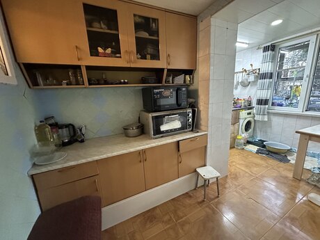 3 otaqlı köhnə tikili - Gənclik m. - 100 m²