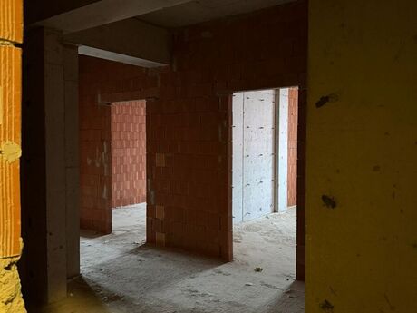4 otaqlı yeni tikili - Bakıxanov q. - 163.3 m²