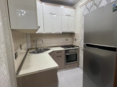 2 otaqlı köhnə tikili - Memar Əcəmi m. - 55 m²