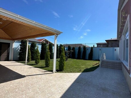 4 otaqlı həyət evi/bağ evi - Mərdəkan q. - 170 m²