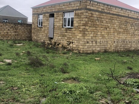 4 otaqlı həyət evi/bağ evi - Mehdiabad q. - 100 m²