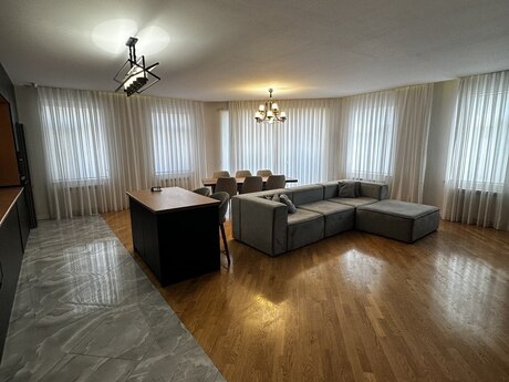 Объявление №6023074 - Баку, м. Элмляр Академиясы, 3-комн., 135 м², 10/20 этаж