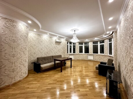 3-room apartment for rent, 120 m², Gənclik: 950 ₼/mo 2