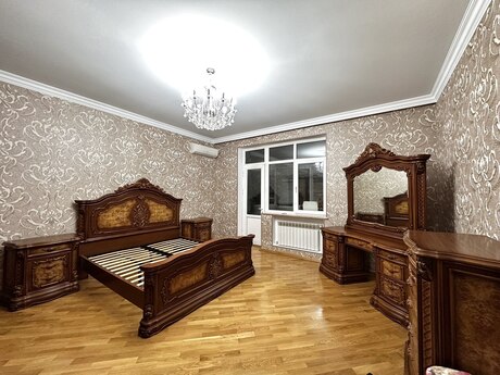 3-room apartment for rent, 120 m², Gənclik: 950 ₼/mo 3