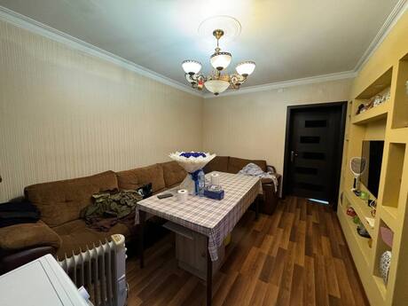 2 otaqlı köhnə tikili - Nizami m. - 50 m²