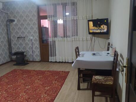 2 otaqlı həyət evi/bağ evi - Xətai r. - 40 m²