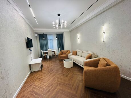 Kirayə 2 otaqlı mənzil, 78 m², Renessans Palace: 1 350 ₼/ay 3