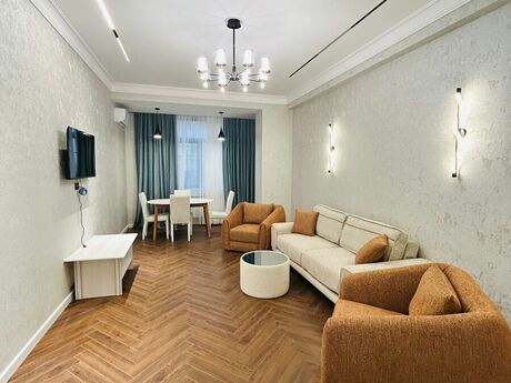 Elan №6023265 - Bakı, Elmlər Akademiyası m., 2 otaqlı, 78 m², 4/18 mərtəbə