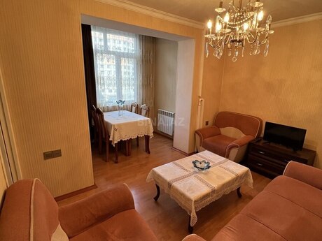2 otaqlı köhnə tikili - Binəqədi r. - 42 m²