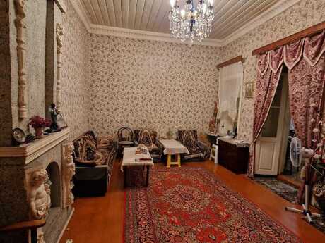 2 otaqlı köhnə tikili - İçəri Şəhər m. - 75 m²