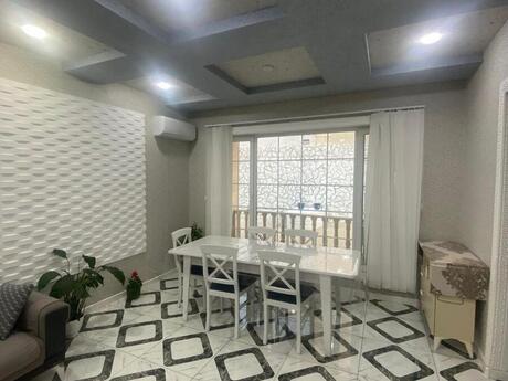 4 otaqlı həyət evi/bağ evi - Sabunçu r. - 200 m²