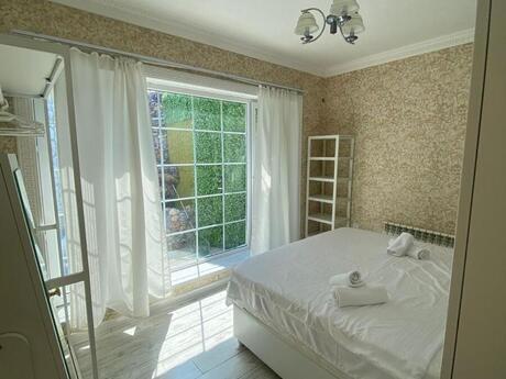 4 otaqlı həyət evi/bağ evi - Sabunçu r. - 200 m²