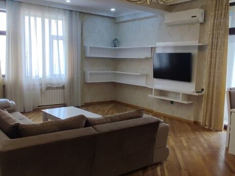 3 otaqlı yeni tikili - 28 May m. - 123 m²
