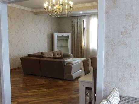 3 otaqlı yeni tikili - 28 May m. - 123 m²