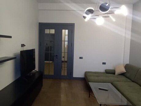 2 otaqlı yeni tikili - 28 May m. - 110 m²