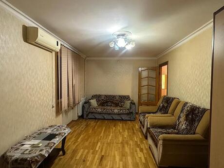 1 otaqlı köhnə tikili - Elmlər Akademiyası m. - 35 m²