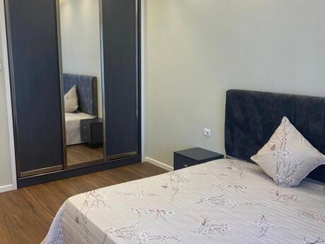 2 otaqlı yeni tikili - Ağ şəhər q. - 70 m²
