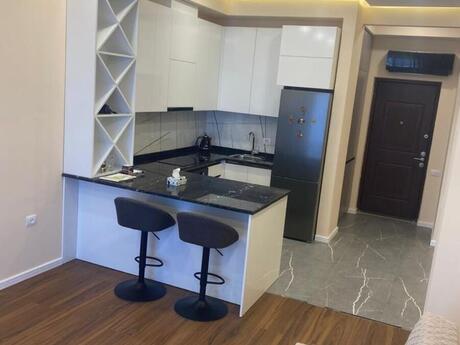 2 otaqlı yeni tikili - Ağ şəhər q. - 70 m²
