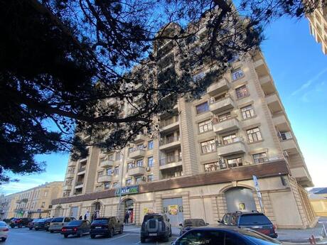 2 otaqlı yeni tikili - Bakıxanov q. - 75 m²