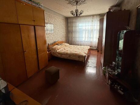 4 otaqlı köhnə tikili - Nəsimi m. - 115 m²