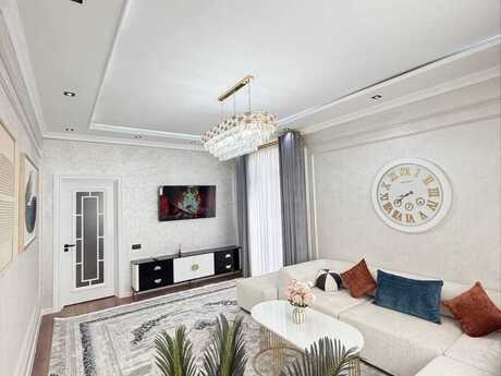 3 otaqlı yeni tikili - 28 May m. - 140 m²