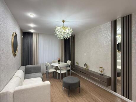 2 otaqlı köhnə tikili - Elmlər Akademiyası m. - 55 m²