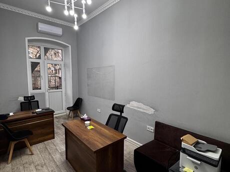 4 otaqlı köhnə tikili - Nizami m. - 125 m²