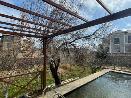 6-комн. дом/дача - пос. Бадамдар - 600 м²