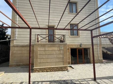 6-комн. дом/дача - пос. Бадамдар - 600 м²