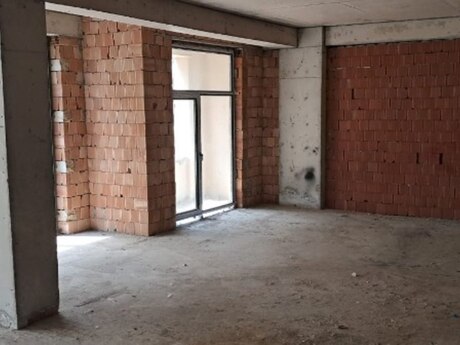 4 otaqlı mənzil, 195 m², 28 May: 680 000 ₼ 4