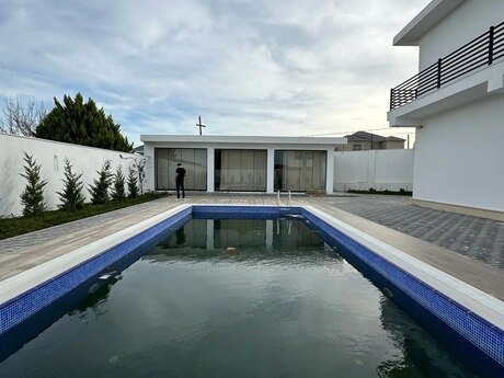 5 otaqlı həyət evi/bağ evi - Nardaran q. - 400 m²