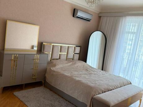 3 otaqlı köhnə tikili - Nəriman Nərimanov m. - 75 m²