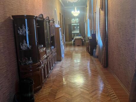 10 otaqlı köhnə tikili - Sahil m. - 390 m²