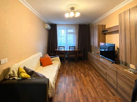 2 otaqlı köhnə tikili - Yasamal r. - 50 m²