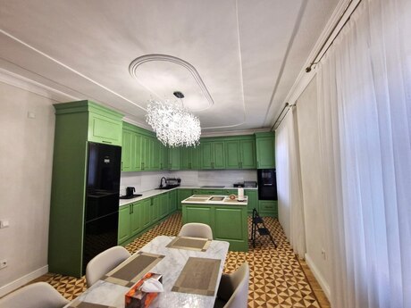 Сдаётся 11-комнатный дом, Nəsimi, 650 м², 4 000 AZN/мес, фото 5 / 12