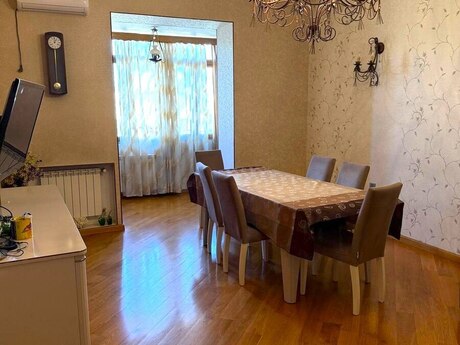 3 otaqlı köhnə tikili - Nəriman Nərimanov m. - 90 m²