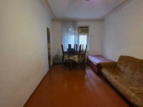 2 otaqlı köhnə tikili - 20 Yanvar m. - 55 m²
