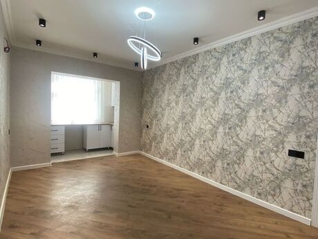 2 otaqlı köhnə tikili - İnşaatçılar m. - 48 m²