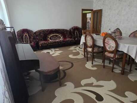 5 otaqlı köhnə tikili - Köhnə Günəşli q. - 130 m²