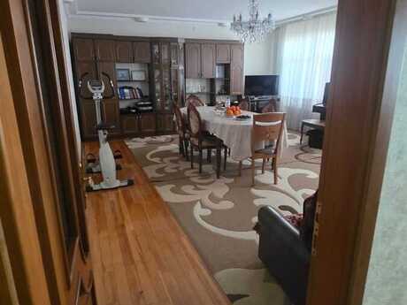 5 otaqlı köhnə tikili - Köhnə Günəşli q. - 130 m²