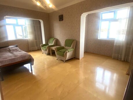 1 otaqlı köhnə tikili - Bakıxanov q. - 45 m²