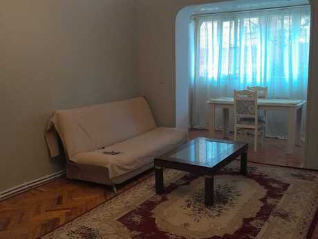 3 otaqlı köhnə tikili - İnşaatçılar m. - 75 m²