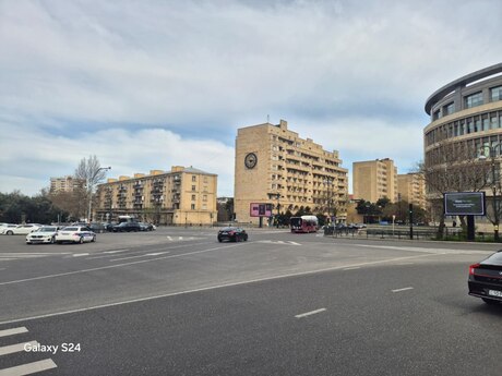4 otaqlı köhnə tikili - Yasamal r. - 120 m²