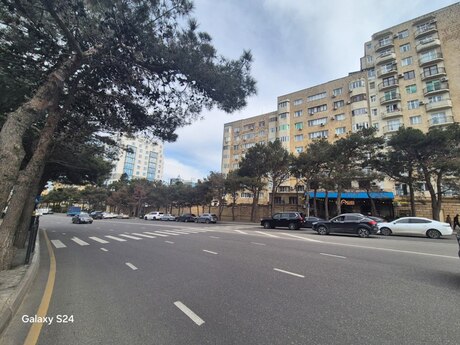 4 otaqlı köhnə tikili - Yasamal r. - 120 m²