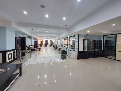 Obyekt - Memar Əcəmi m. - 280 m²