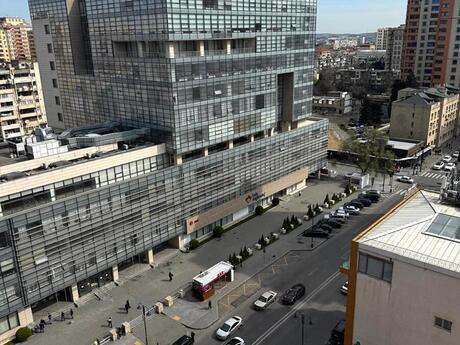 4 otaqlı yeni tikili - Nəsimi r. - 220 m²